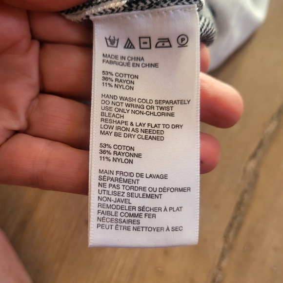 Urban Outfitters Polka-dot Shirt Size XS - Picture 4 of 6